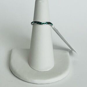 Sterling Silver Emerald Swarovski Crystal
Wave Ring Size 5